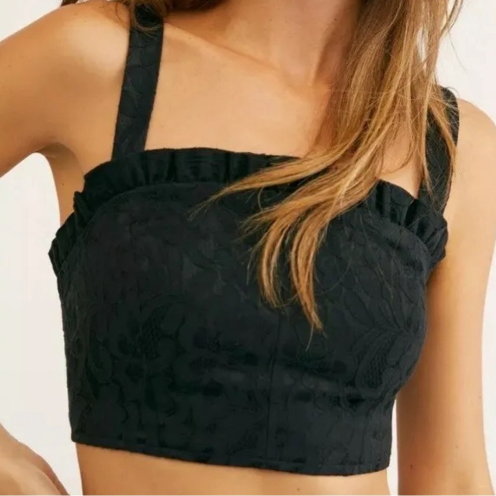 🔥SALE🔥Free People Fiona Jacquard Ruffle Trim Crop Top Size 2